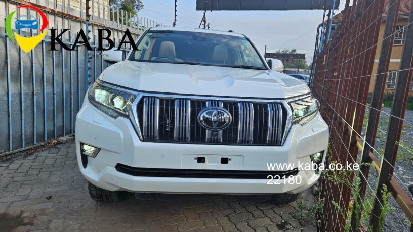 2020-toyota-prado-txl-big-7