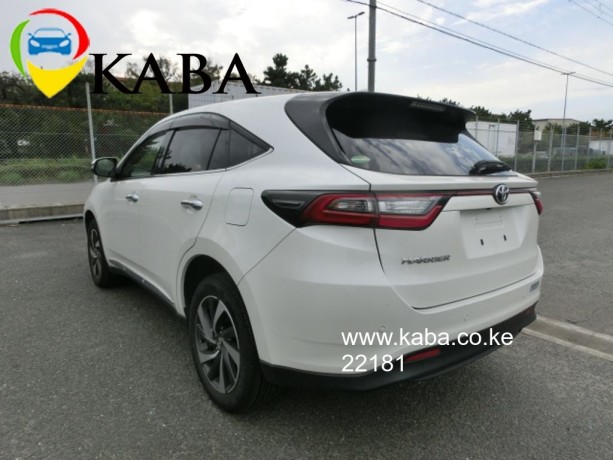 2017-toyota-harrier-turbocharged-big-3