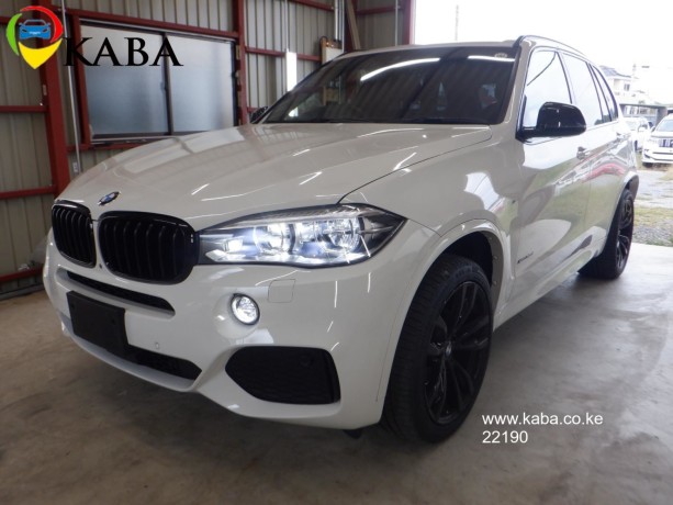 2017-bmw-x5-xdrive35d-big-3