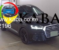 2017-audi-q7-small-0