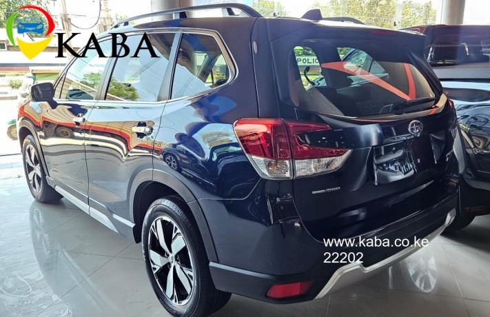 2019-subaru-forester-hybrid-big-6