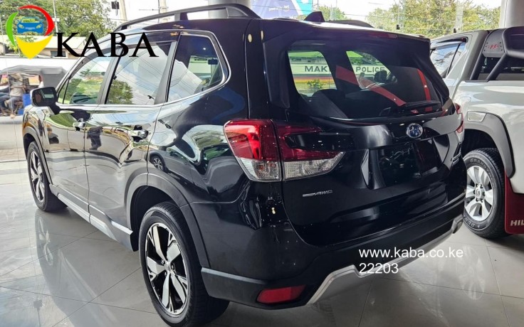 2019-subaru-forester-ske-hybrid-big-5