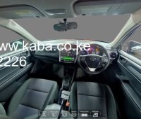 2017-toyota-fielder-hybrid-small-2