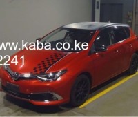 2017-toyota-auris-small-0