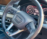 2018-audi-q5-b9-small-3