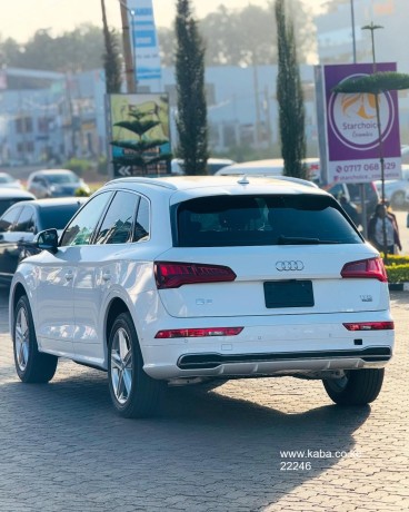 2018-audi-q5-b9-big-9