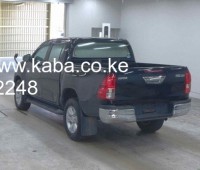 2018-toyota-hilux-small-2