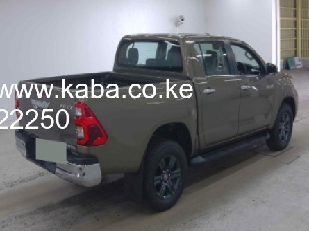 2024-toyota-hilux-big-3