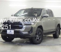 2022-toyota-hilux-small-0