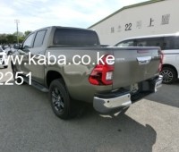 2022-toyota-hilux-small-6