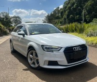 2017-audi-a3-sports-leather-package-small-0