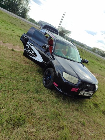 subaru-forester-sg5-big-1