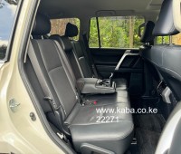 2019-toyota-prado-txl-small-2