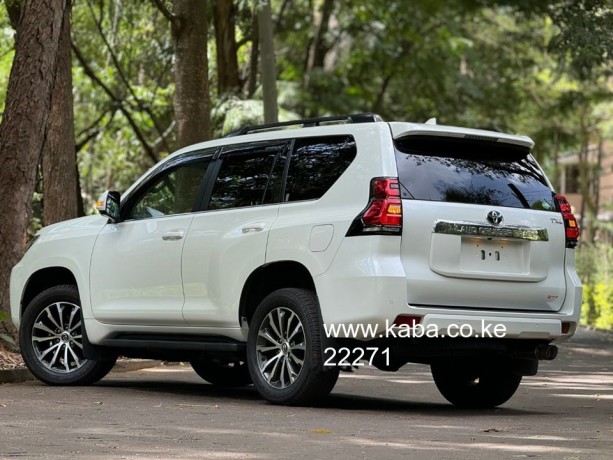 2019-toyota-prado-txl-big-7