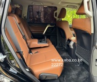 2021-toyota-prado-txl-small-5