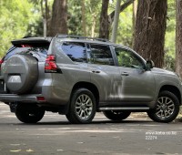 2019-toyota-prado-vxl-small-1