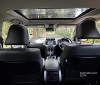 2019-toyota-prado-vxl-small-2