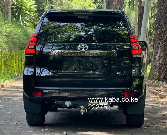 2021-toyota-prado-txl-big-4