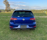 2017-volkswagen-golf-r-mk75-small-6