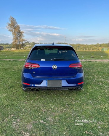 2017-volkswagen-golf-r-mk75-big-6