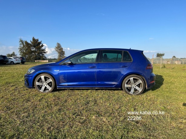 2017-volkswagen-golf-r-mk75-big-5