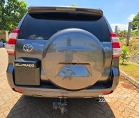 2017-toyota-prado-vxl-small-3