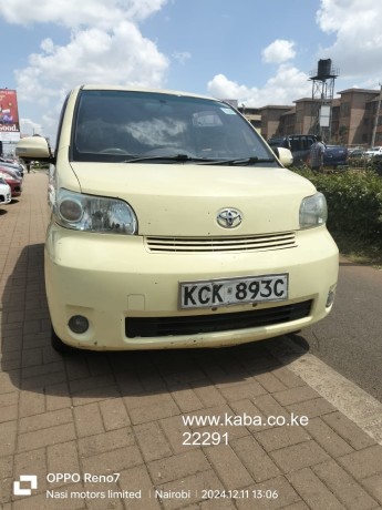 2009-toyota-porte-for-sale-big-3