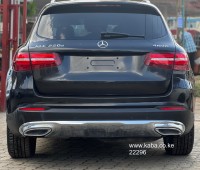 2015-mercedes-benz-glc220d-small-4