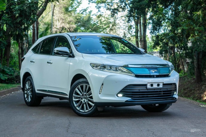 2018-toyota-harrier-big-1