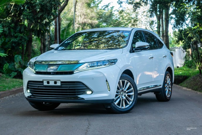 2018-toyota-harrier-big-2