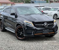 2017-mercedes-benz-gle-350d-coupe-small-3