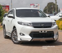 2017-toyota-harrier-small-4