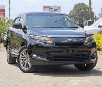 2017-toyota-harrier-small-0