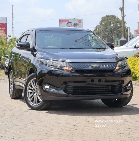 2017-toyota-harrier-big-5