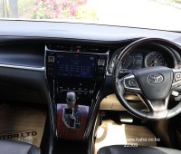 2017-toyota-harrier-small-6