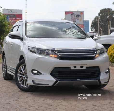 2017-toyota-harrier-big-3