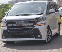 2017-toyota-velfire-small-3