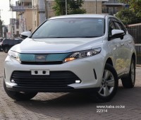 2017-toyota-harrier-small-6