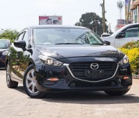 2017-mazda-axela-small-4