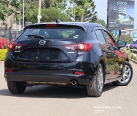 2017-mazda-axela-small-6