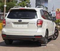 2017-subaru-forester-small-4