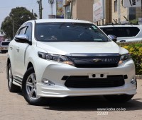 2017-toyota-harrier-small-2