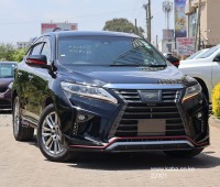 2017-toyota-harrier-small-0