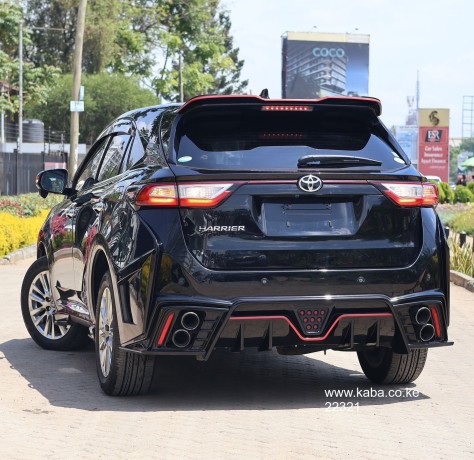 2017-toyota-harrier-big-5