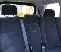 2017-toyota-prado-tx-small-5