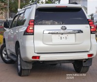 2017-toyota-prado-tx-small-5