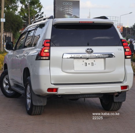 2017-toyota-prado-tx-big-0