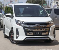 2017-toyota-noah-small-2