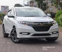 2017-honda-vezel-small-6