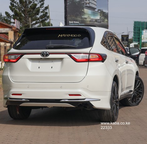 2017-toyota-harrier-big-8